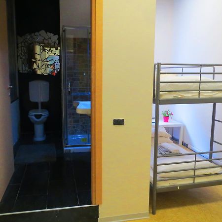 Panda Hostel Милано Екстериор снимка