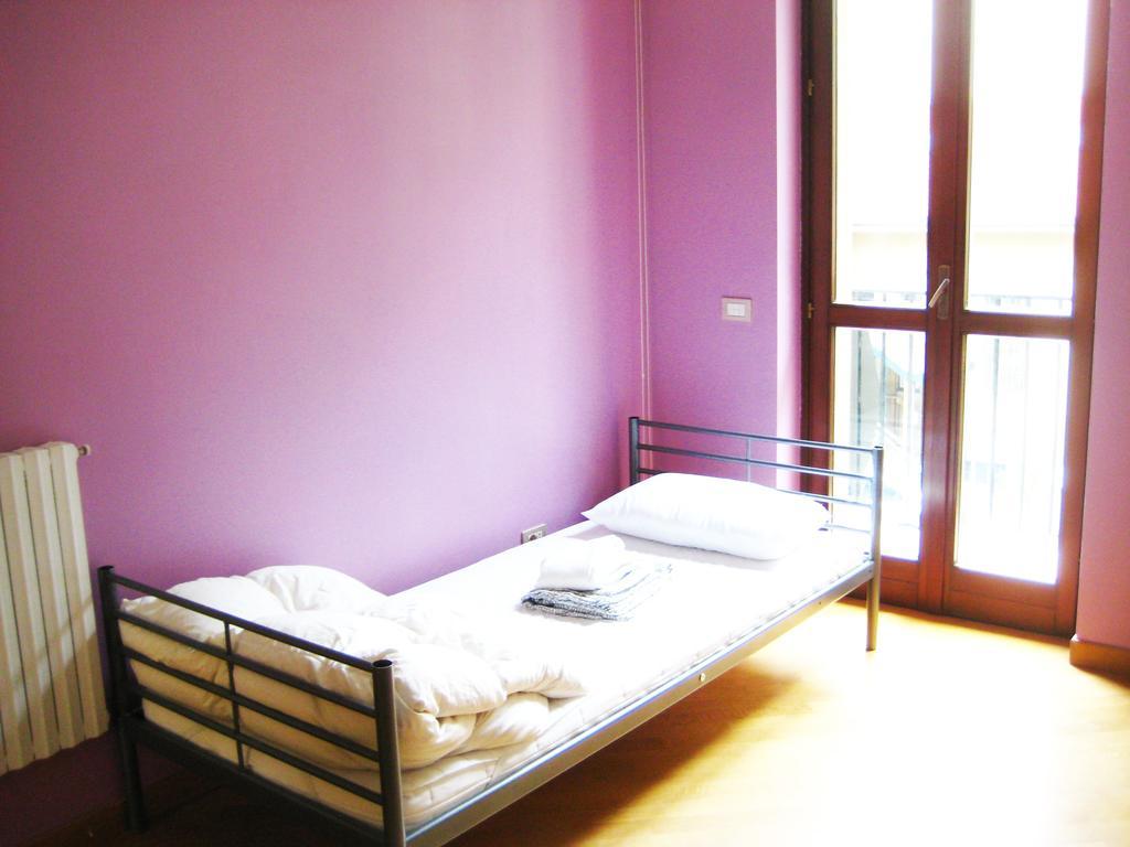 Panda Hostel Милано Стая снимка