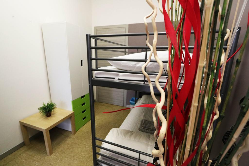 Panda Hostel Милано Екстериор снимка