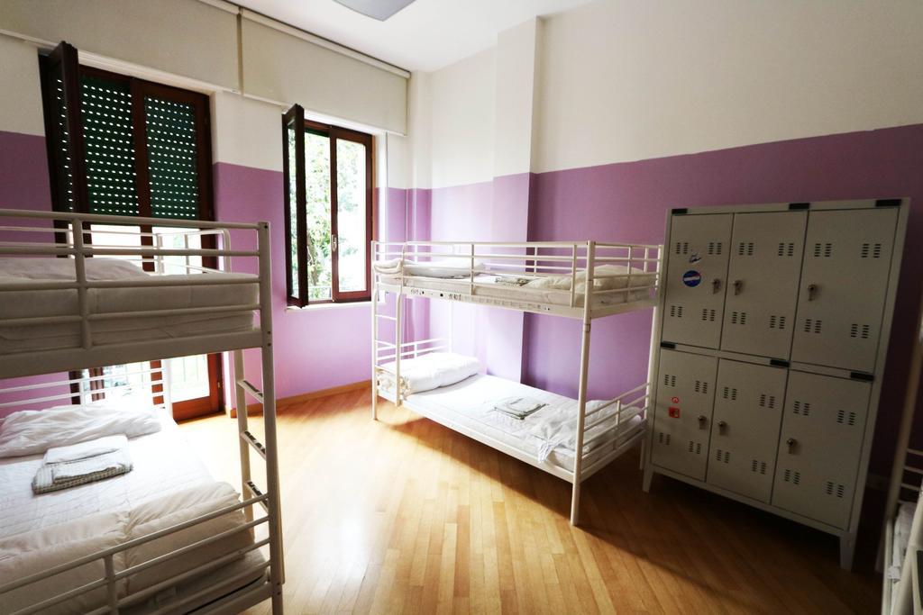 Panda Hostel Милано Екстериор снимка