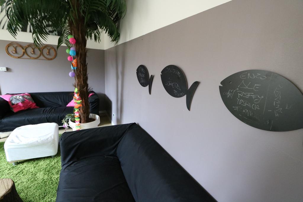 Panda Hostel Милано Екстериор снимка