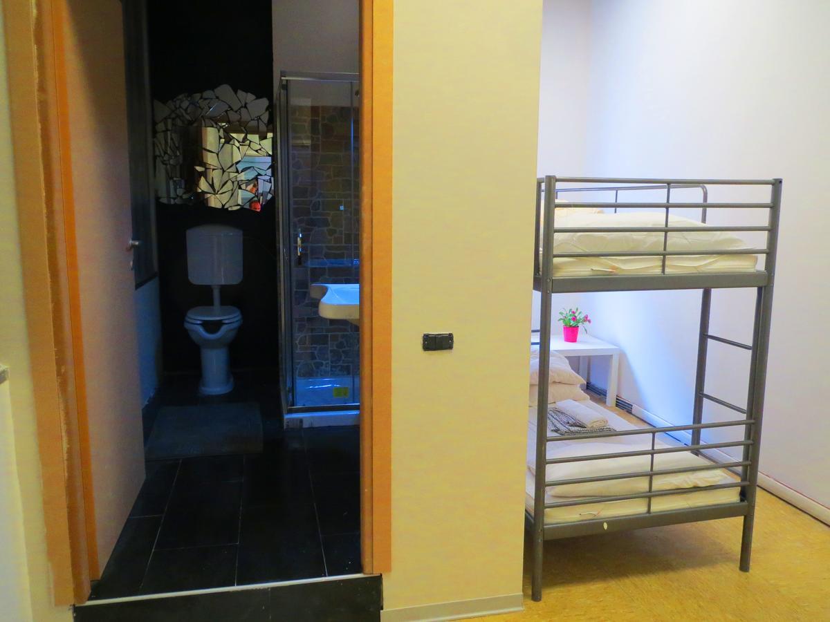 Panda Hostel Милано Екстериор снимка